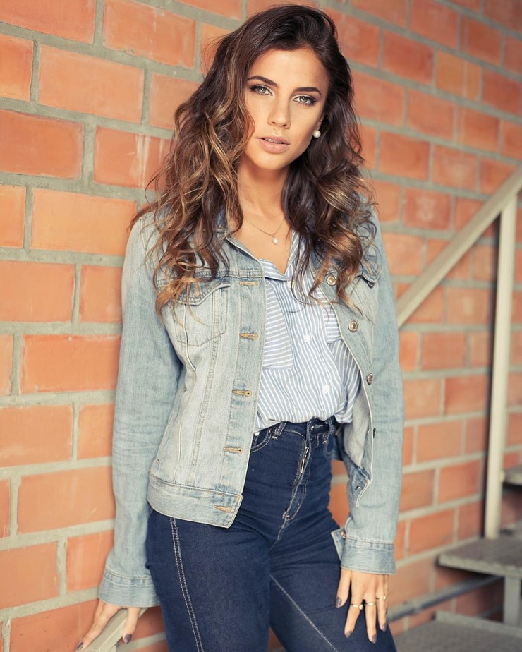 Bruna Schwartz Bruna Schwartz