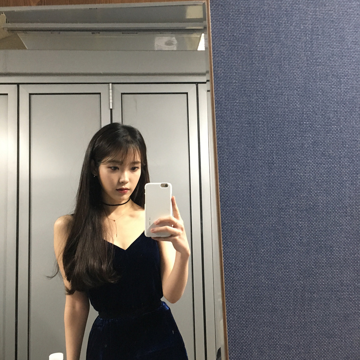 IU