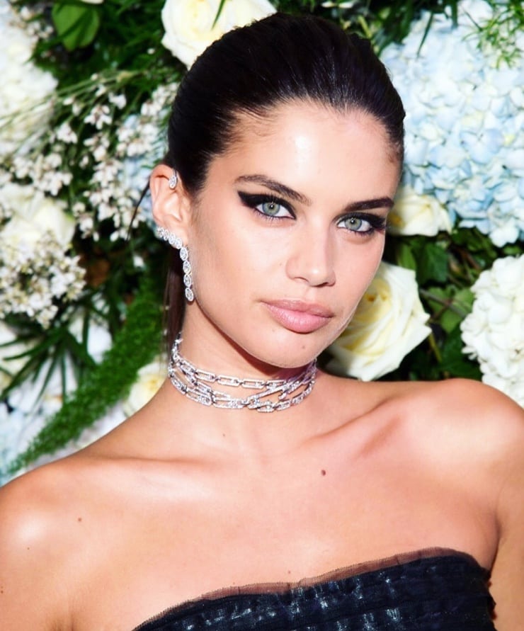Sara Sampaio Sara Sampaio