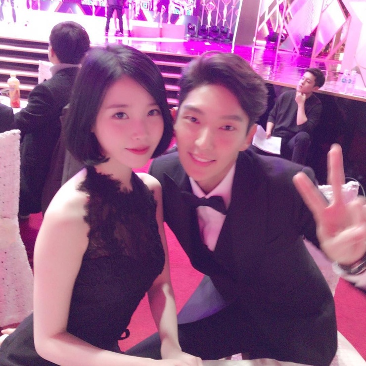 IU IU