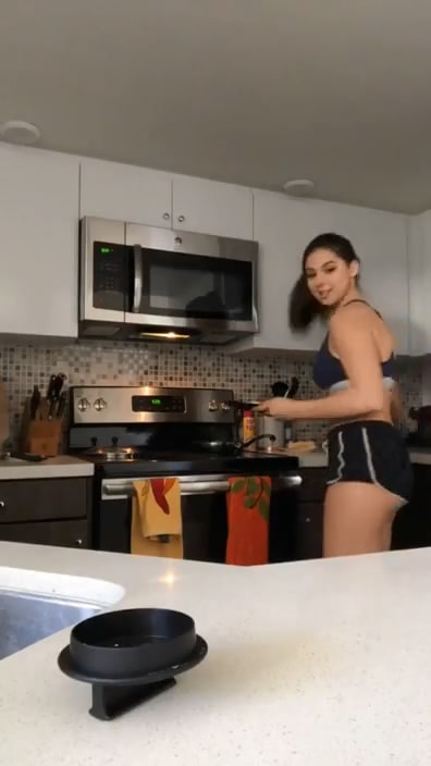 Kira Kosarin