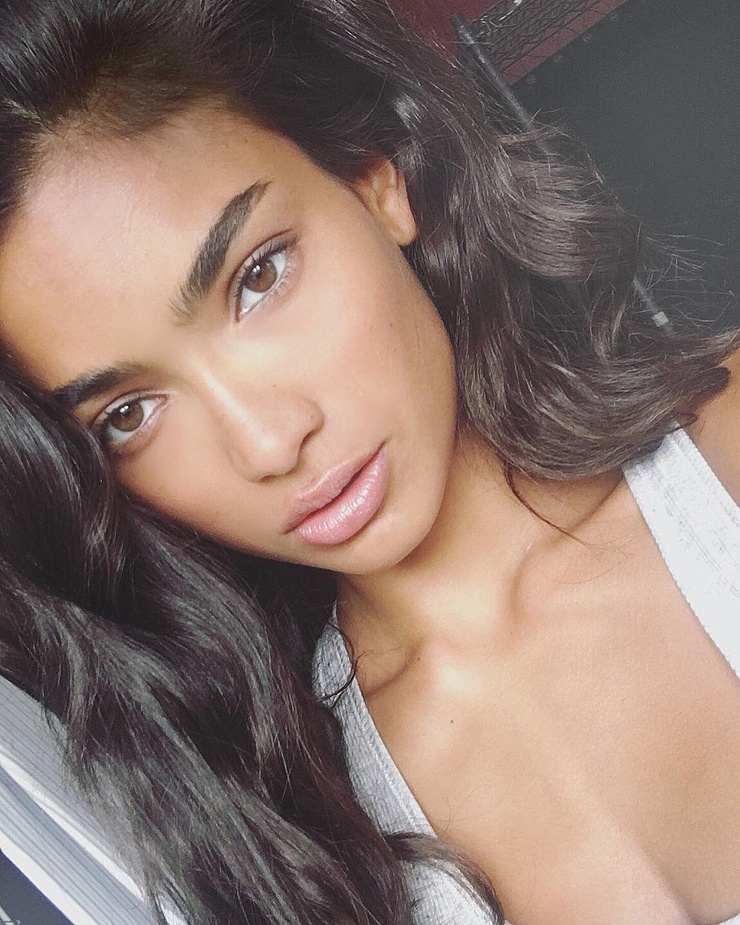 Kelly Gale