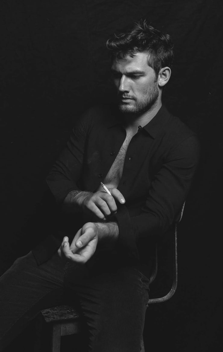 Alex Pettyfer picture