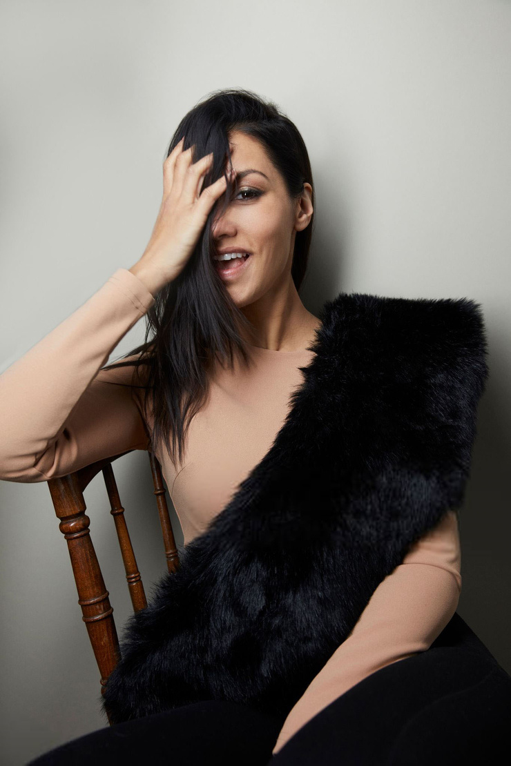 Janina Gavankar