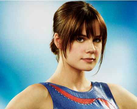 Chelsea Hobbs Chelsea Hobbs