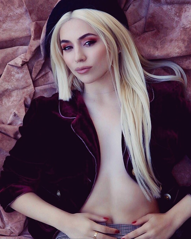 Ava Max