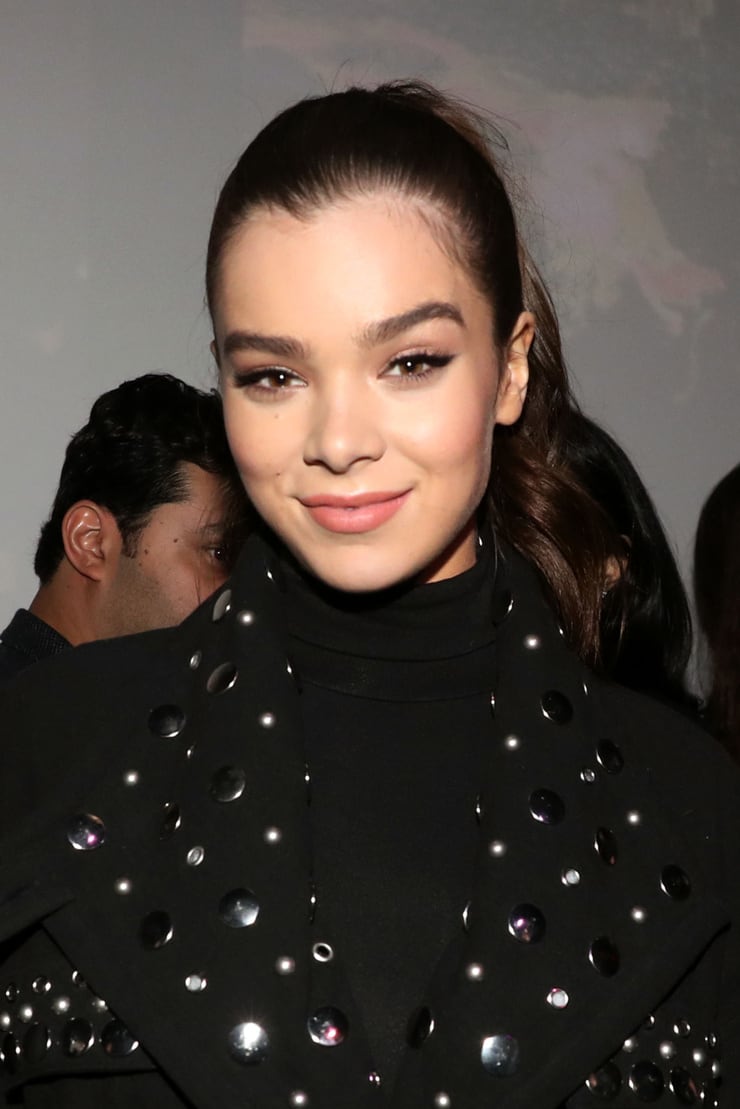 Hailee Steinfeld