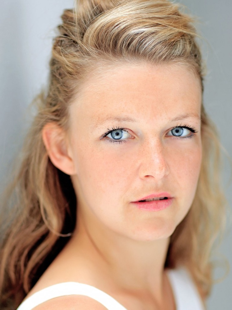 Stella Vivian Lüthje Stella Vivian Lüthje