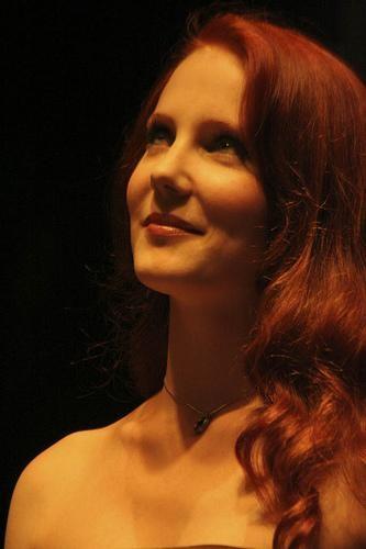 Simone Simons