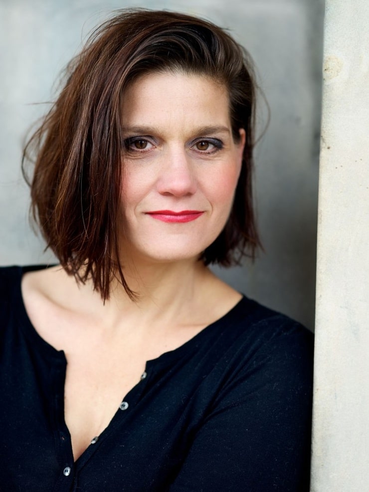 Angela Schmid-Burgk