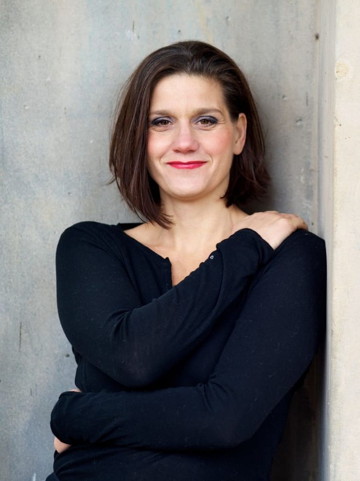Angela Schmid-Burgk