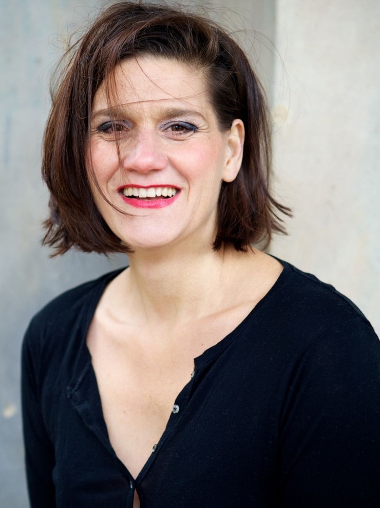 Angela Schmid-Burgk