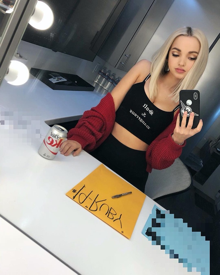 Dove Cameron