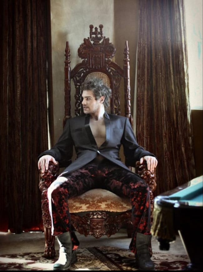 Grey Damon