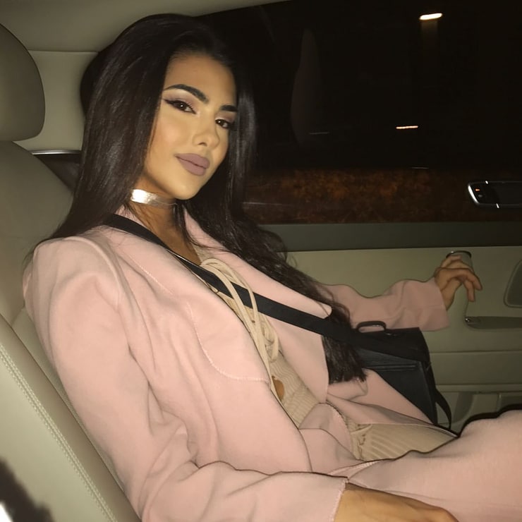 Gita Hadizadeh Gita Hadizadeh