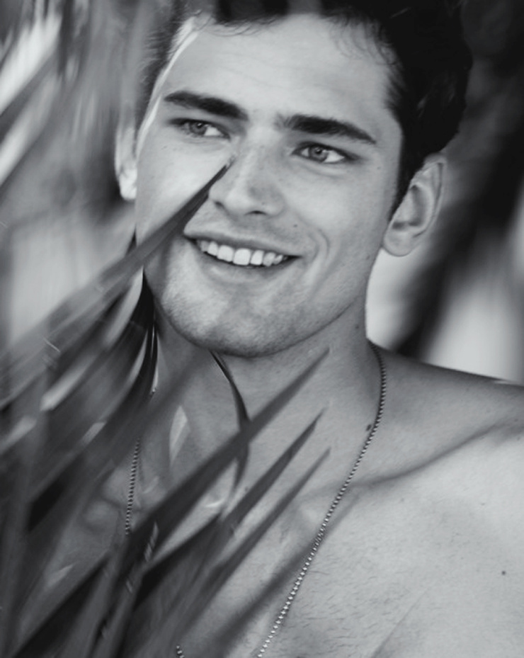 Sean Opry