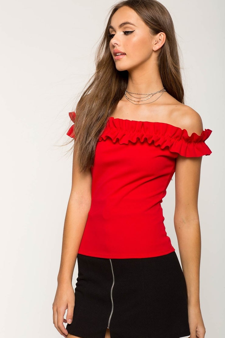 Lily Easton Lily Easton