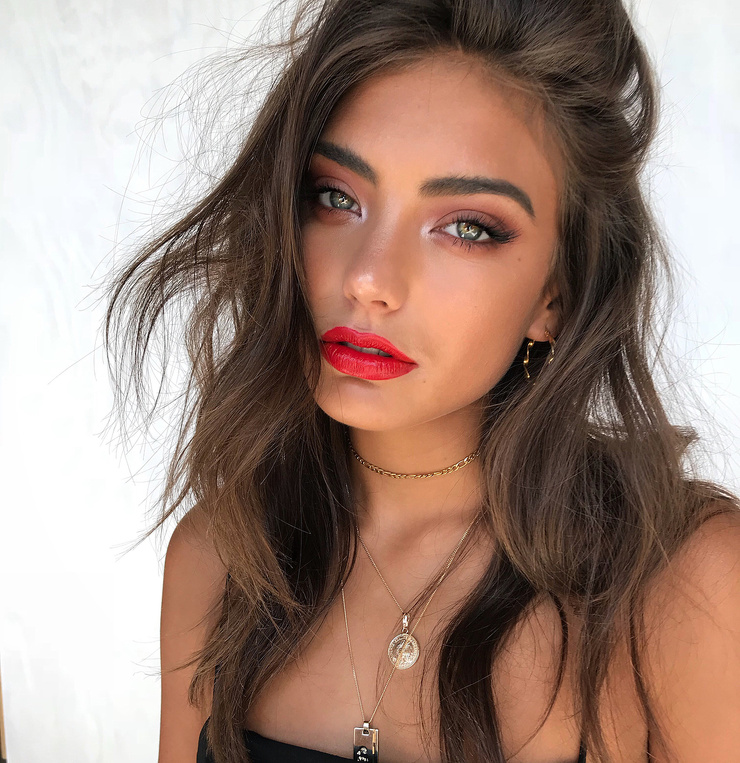 Vanessa Moe Vanessa Moe