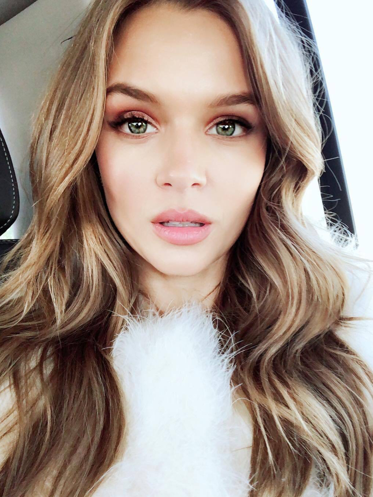 Josephine Skriver Josephine Skriver