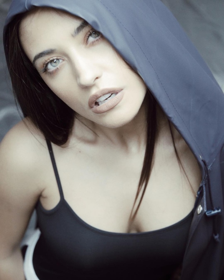 Antonia Iacobescu Antonia Iacobescu