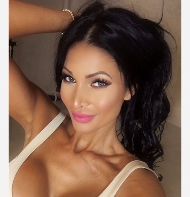 Julie Zugarova Julie Zugarova