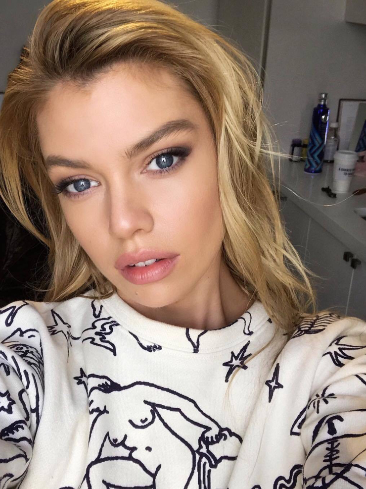 Stella Maxwell Stella Maxwell