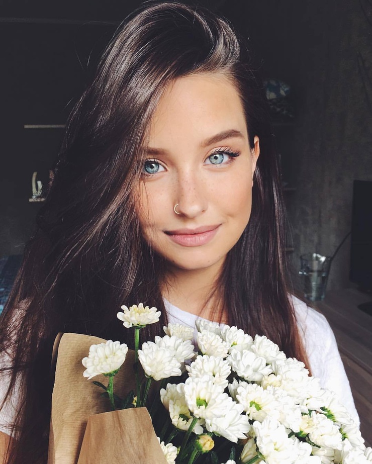 Katya Miró