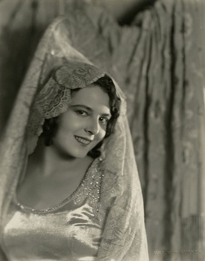 Lupita Tovar