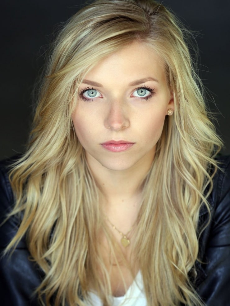 Annabella Zetsch Annabella Zetsch