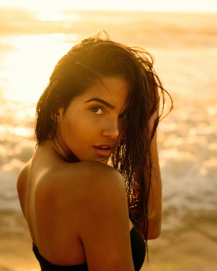 Júlia Muniz Júlia Muniz