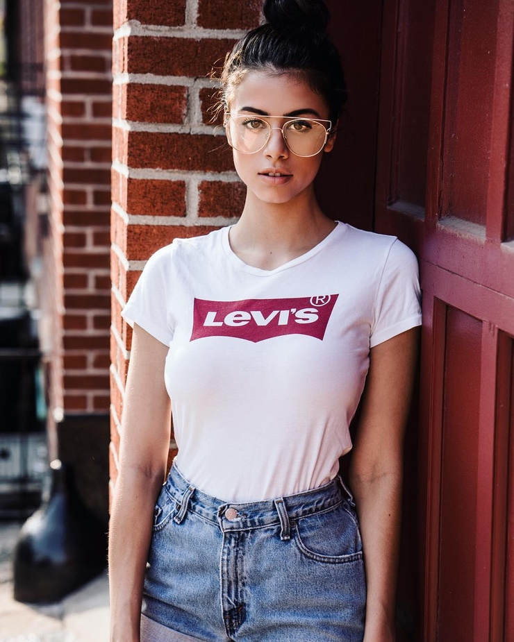 Loren Izabel Loren Izabel