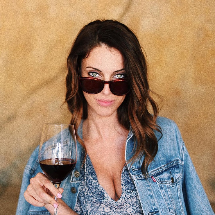 Jessica Lowndes