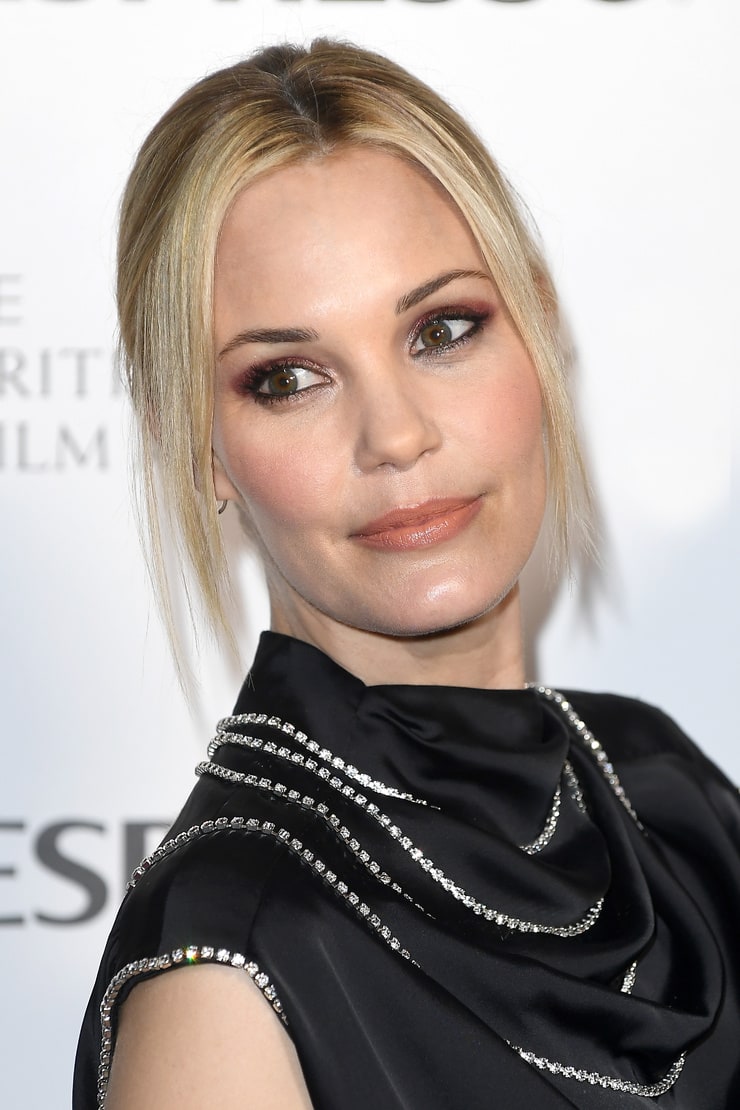 Leslie Bibb