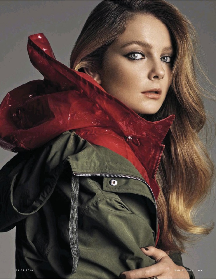Eniko Mihalik Eniko Mihalik