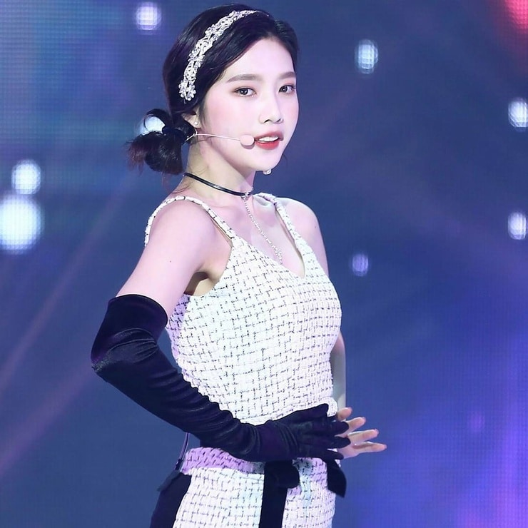 Joy (Park Soo Young)