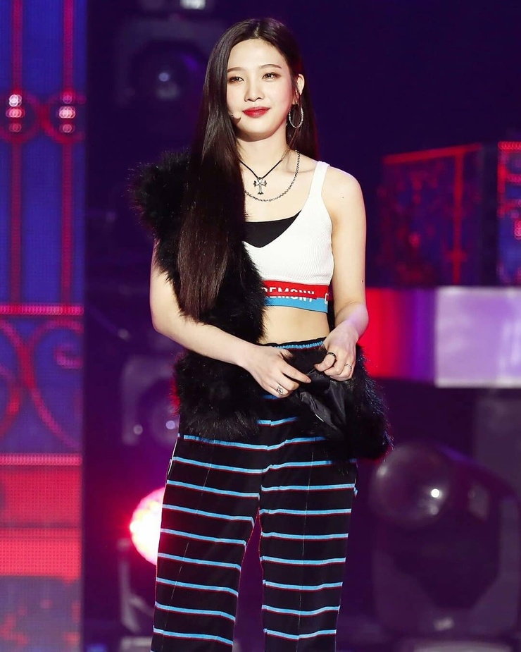 Joy (Park Soo Young)