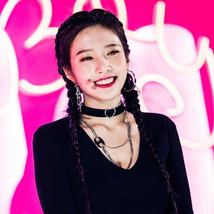 Joy (Park Soo Young)