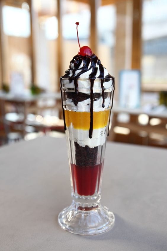 Knickerbocker Glory