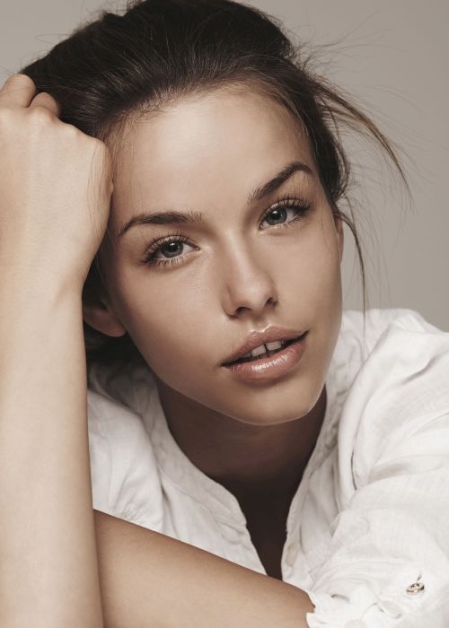 Sara Draguleva Sara Draguleva