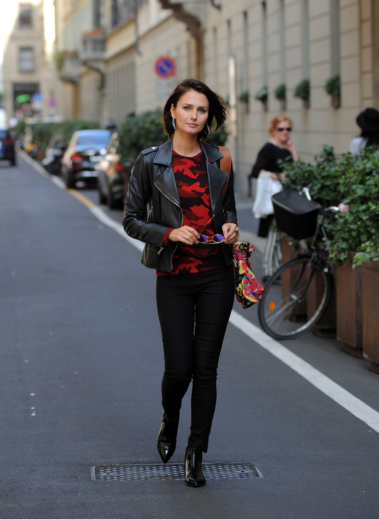 Anna Safroncik Anna Safroncik