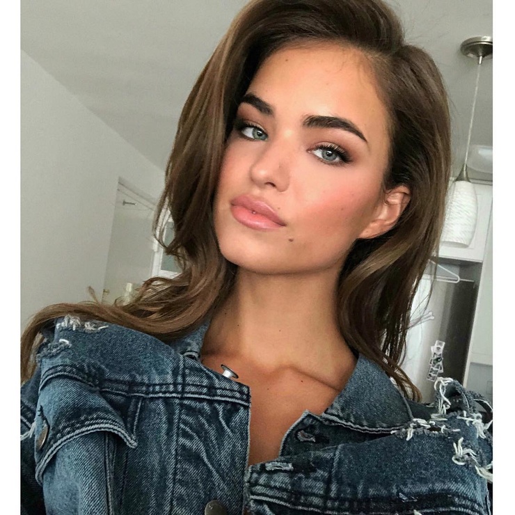 Robin Holzken Robin Holzken