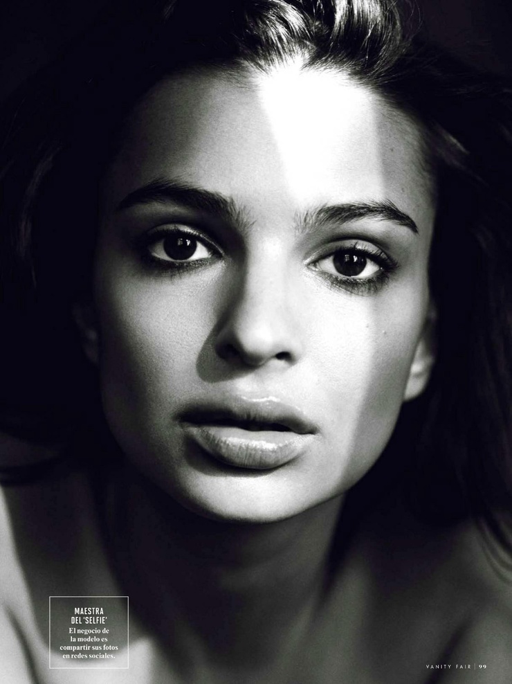 Emily Ratajkowski