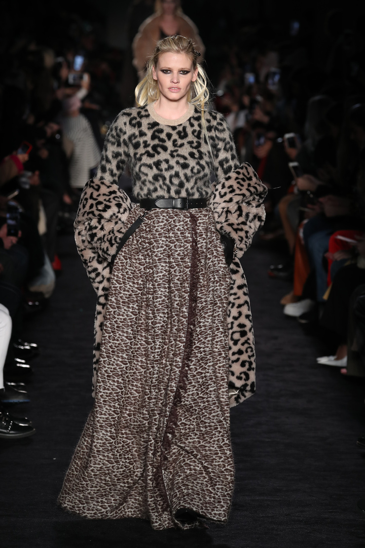 Lara Stone