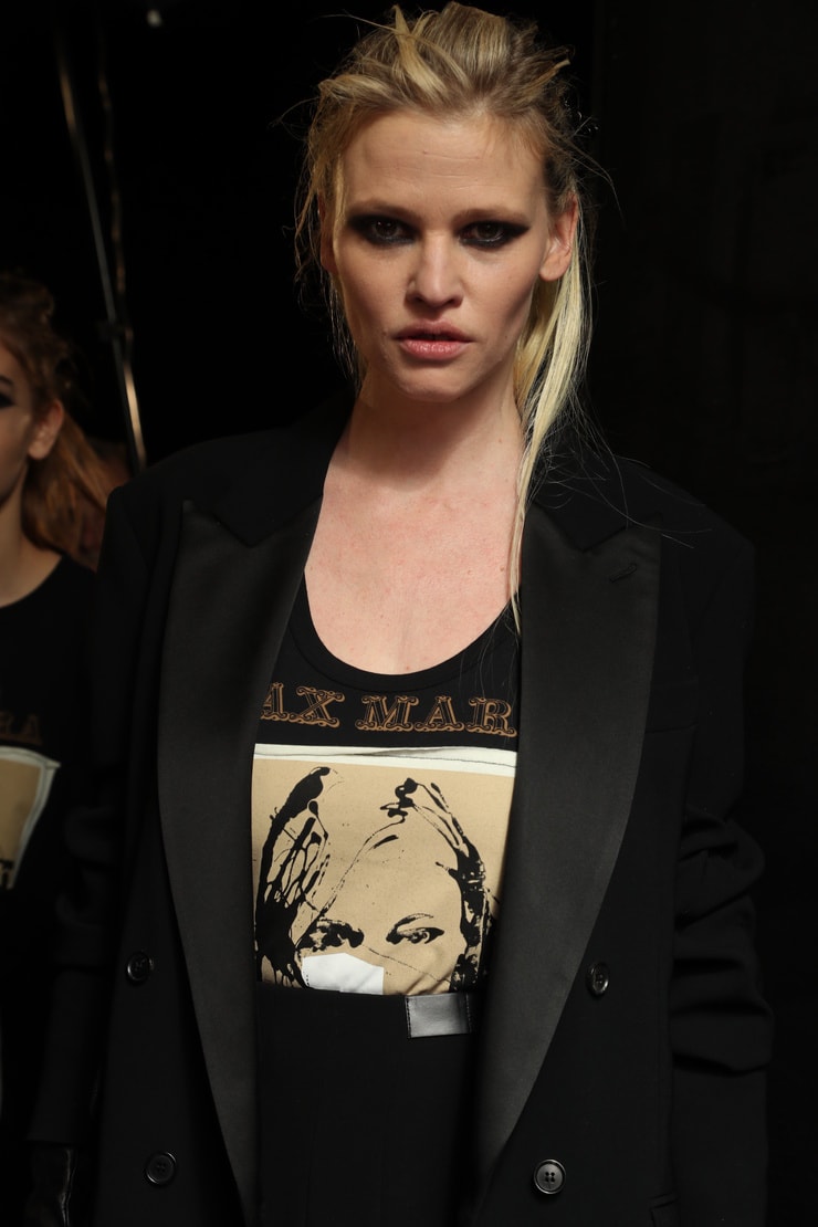Lara Stone
