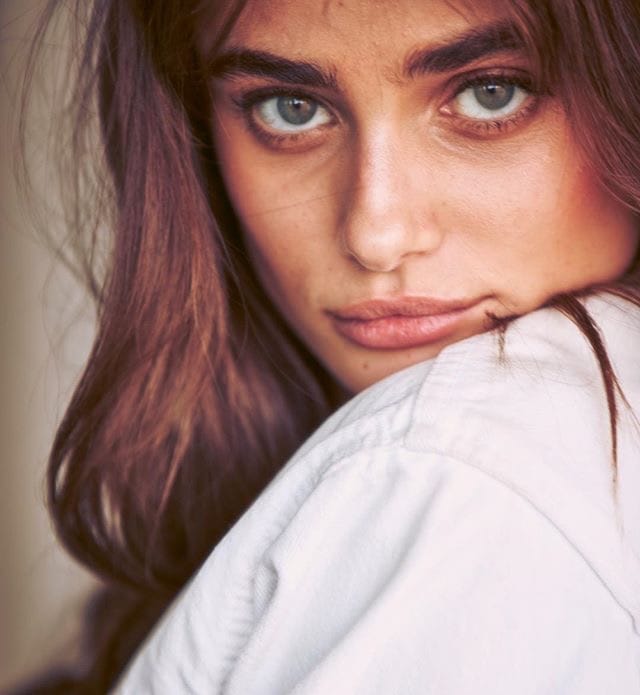 Picture of Taylor Marie Hill