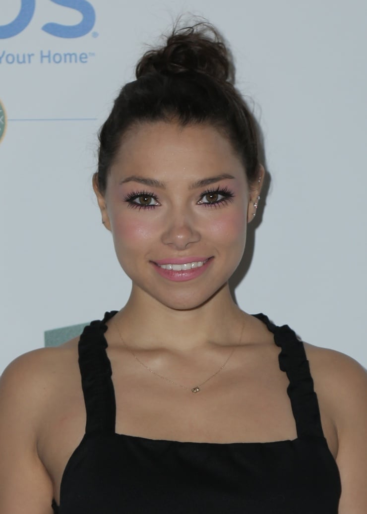 Jessica Parker Kennedy