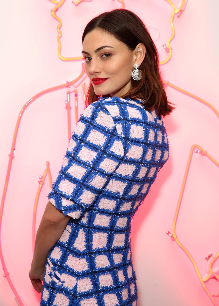 Phoebe Tonkin