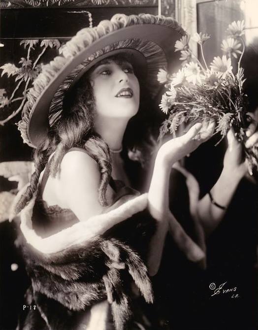 Ruth Roland