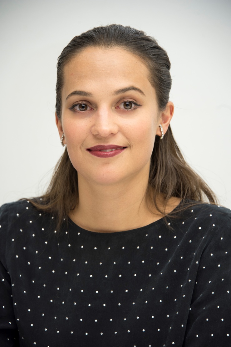 Alicia Vikander