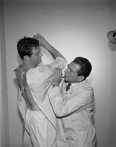 Robert Culp Leonard Stone 